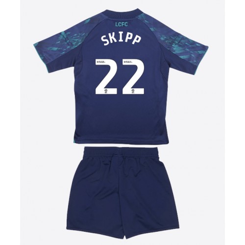 Leicester City Oliver Skipp #22 Replika babykläder Bortaställ Barn 2025-26 Kortärmad (+ korta byxor)